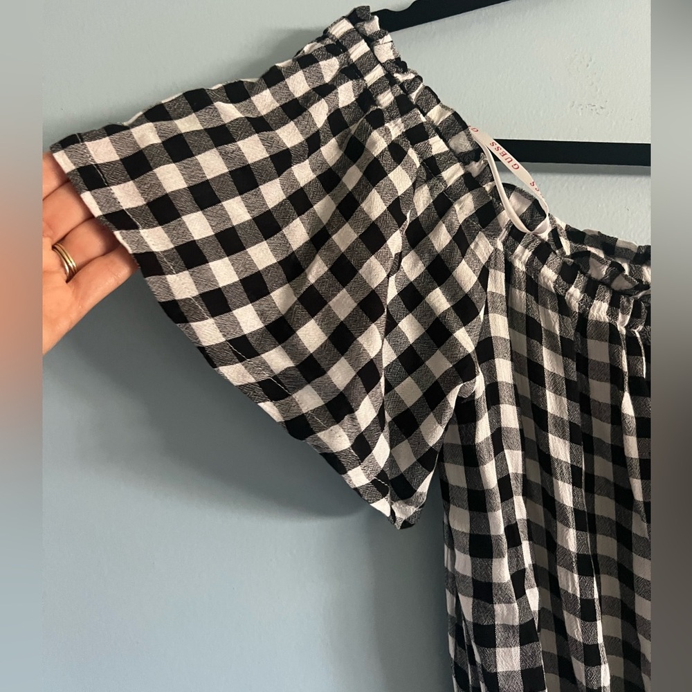 GUESS Romper Black & White Gingham Size M NWT 🏷️ has pockets!! - Picture 9 of 15